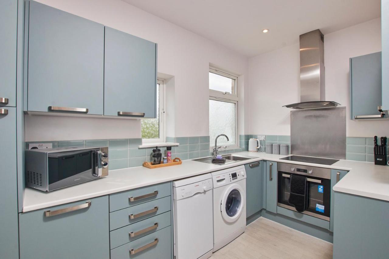 Fantastic Central Stratford Two Bedroom Apartment By Purestay Short Lets & Serviced Accommodation With Parking Ngoại thất bức ảnh