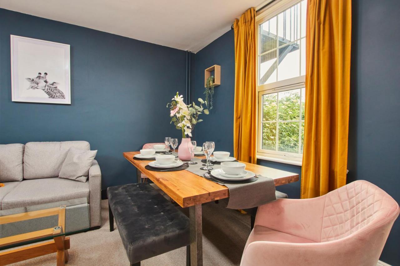Fantastic Central Stratford Two Bedroom Apartment By Purestay Short Lets & Serviced Accommodation With Parking Ngoại thất bức ảnh