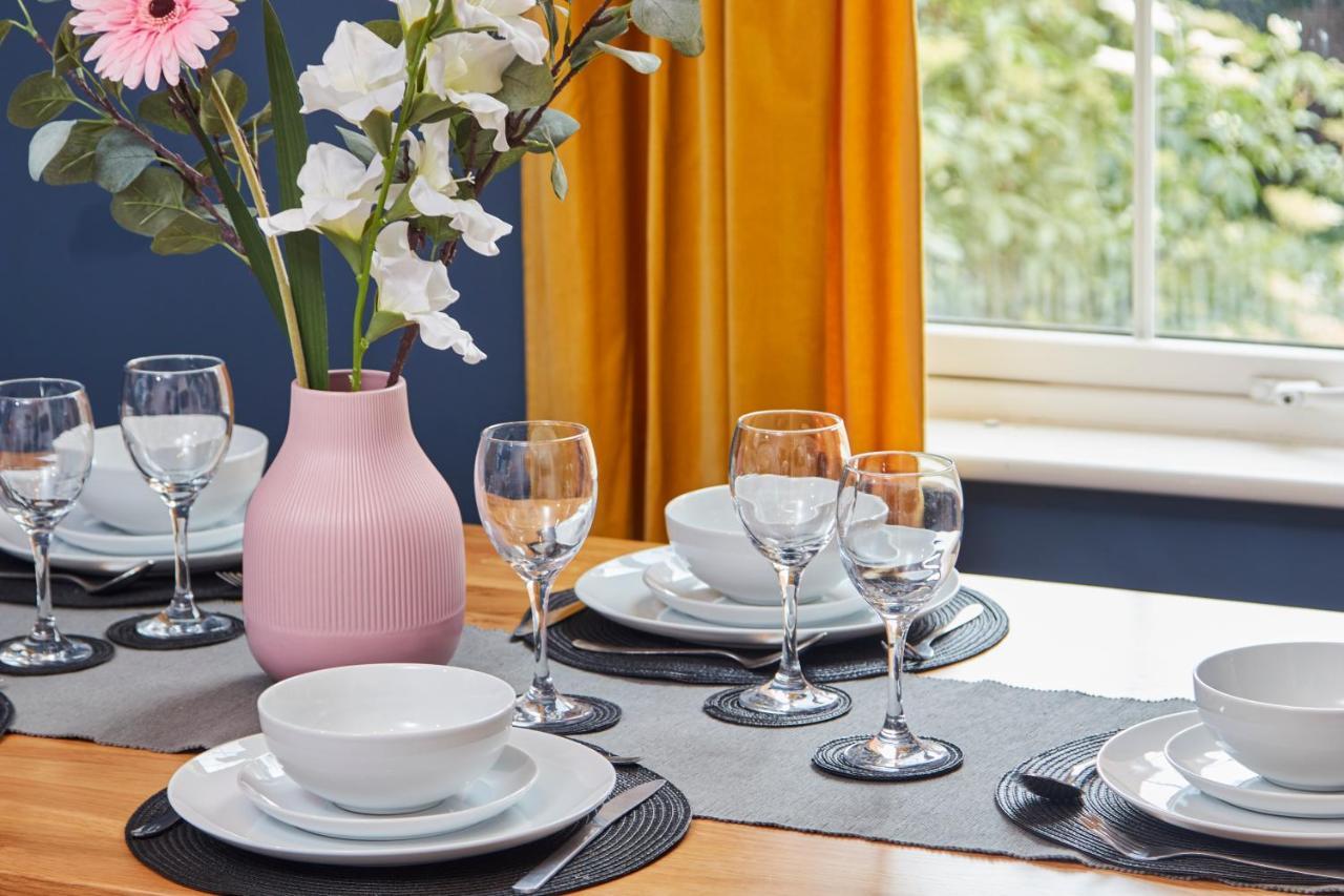 Fantastic Central Stratford Two Bedroom Apartment By Purestay Short Lets & Serviced Accommodation With Parking Ngoại thất bức ảnh