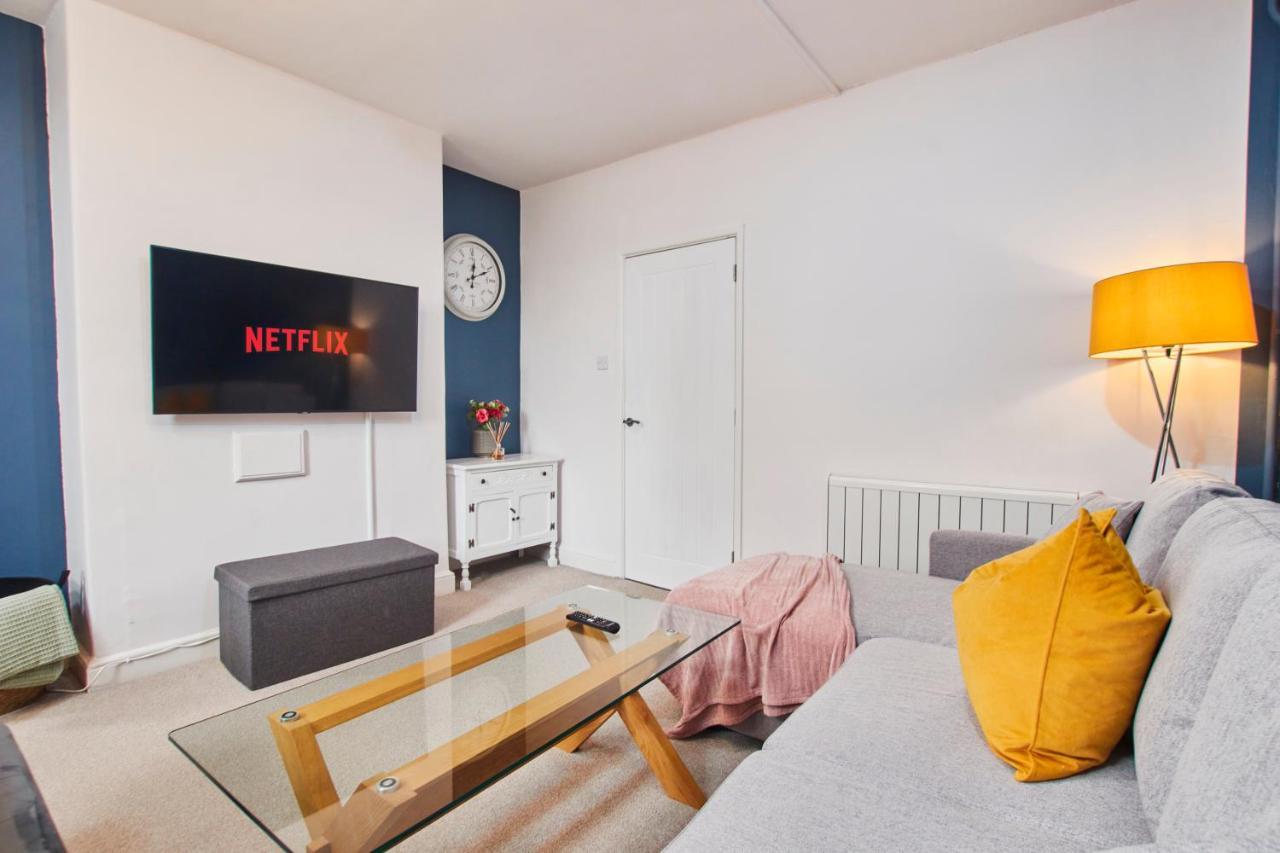 Fantastic Central Stratford Two Bedroom Apartment By Purestay Short Lets & Serviced Accommodation With Parking Ngoại thất bức ảnh